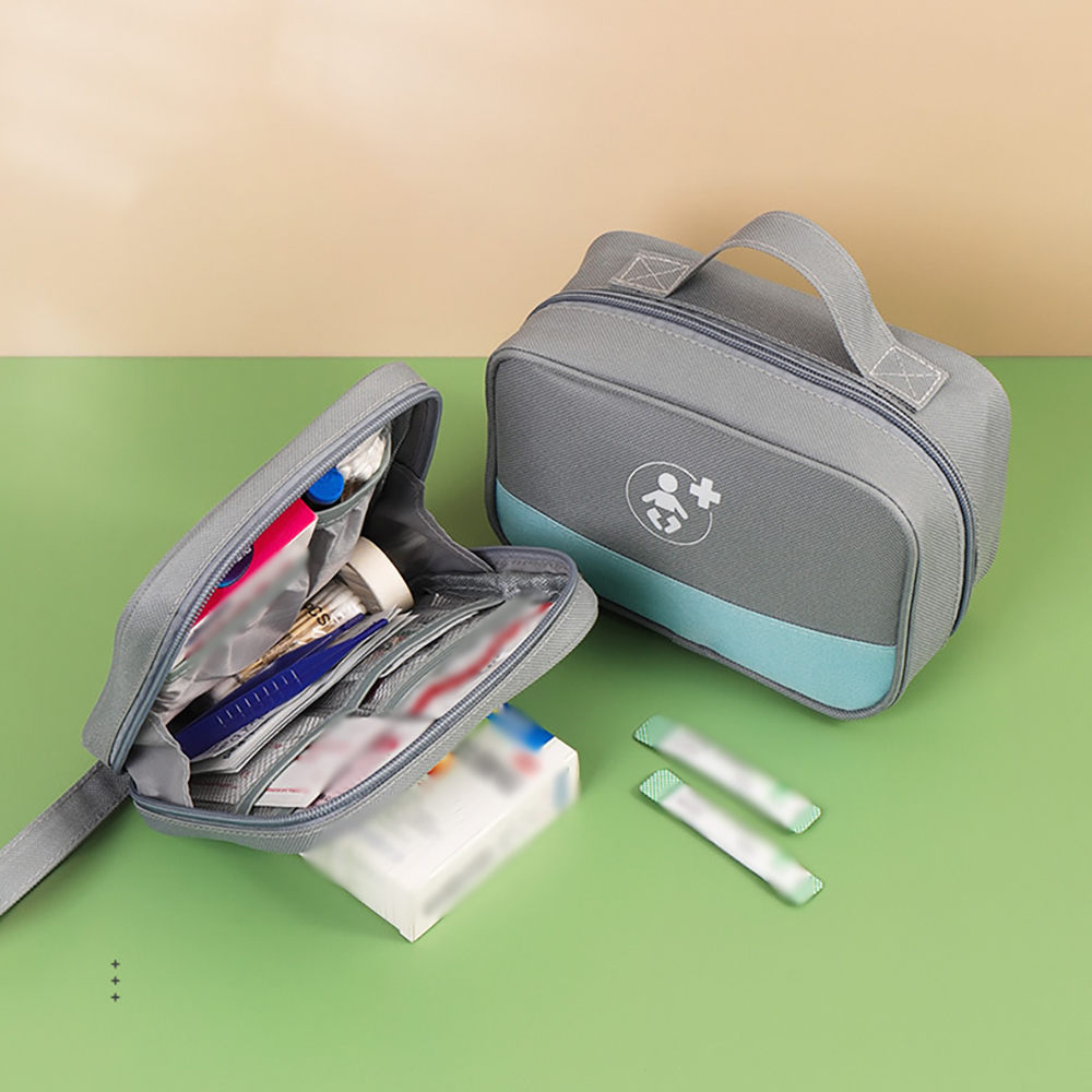 Cute portable medical kit, out - đánh giá và giá First Aid Kit